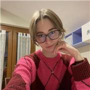 Diplomata al liceo linguistico, offro ripetizioni e aiuto compiti